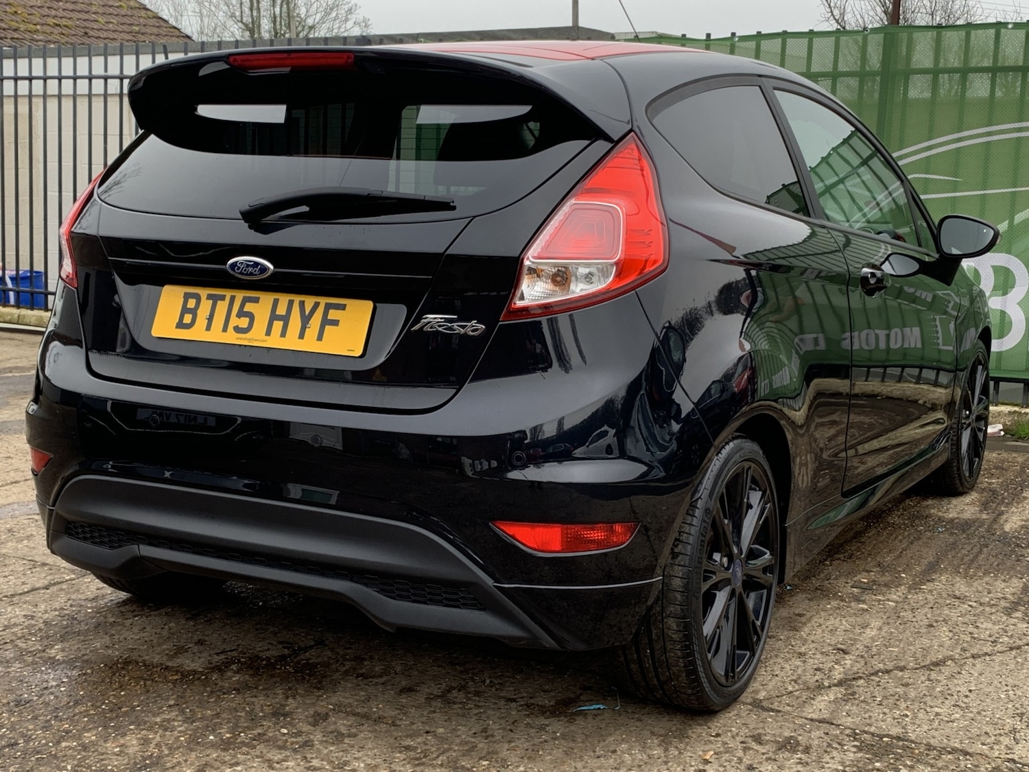 Used Ford Fiesta 2015 for sale - 77798586: Photo 4