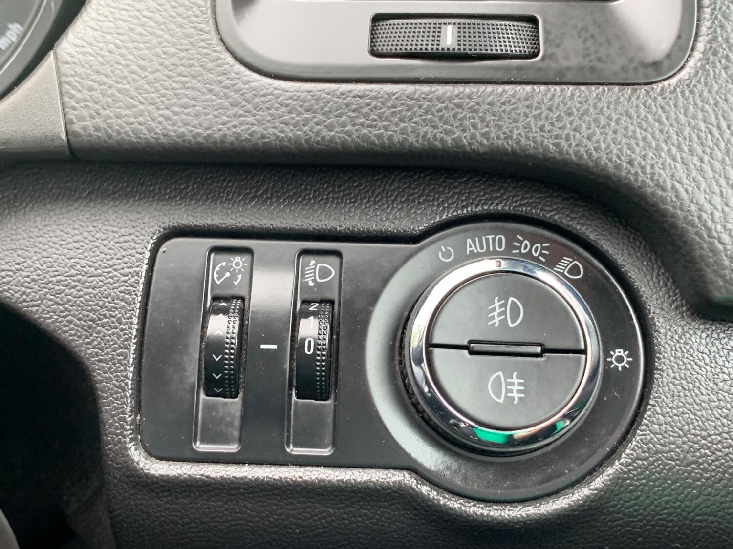 Used Vauxhall Insignia 2009 for sale - 76793595: Photo 25