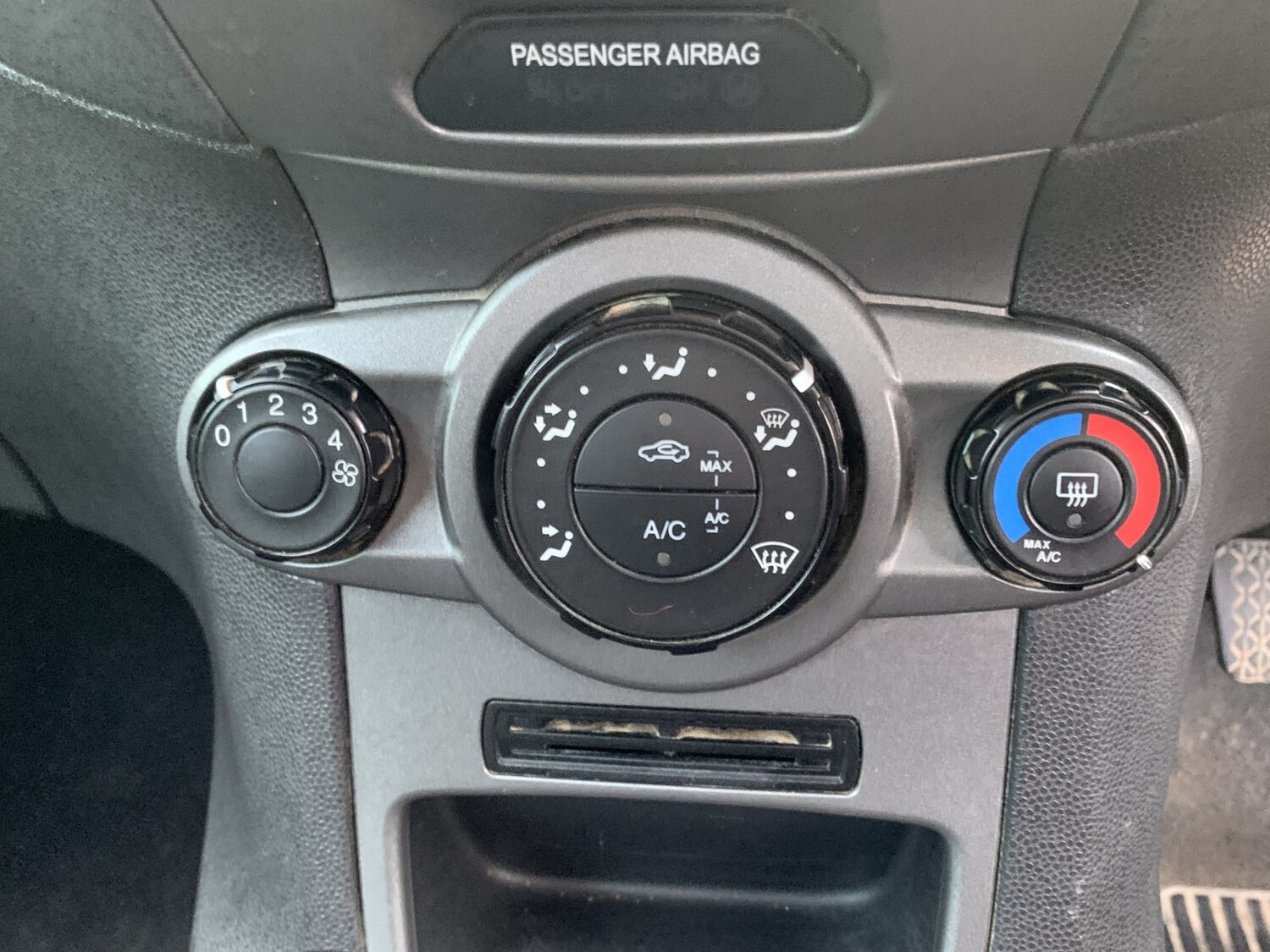 Used Ford Fiesta 2016 for sale - 77420323: Photo 10