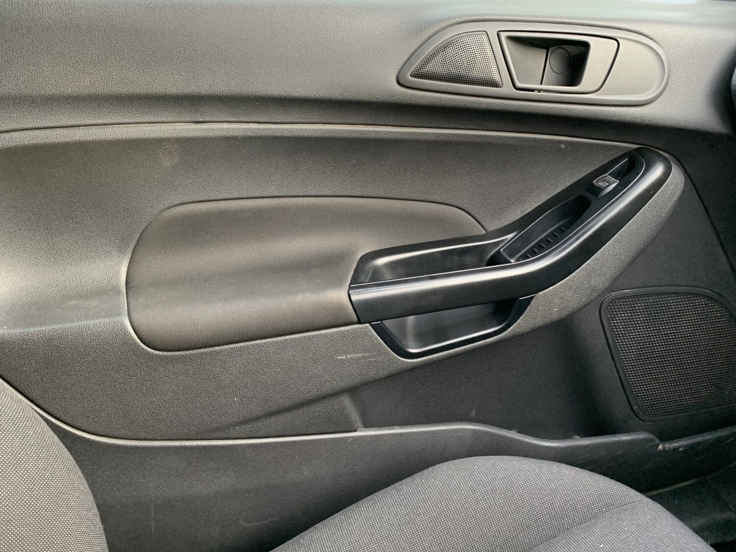 Used Ford Fiesta 2016 for sale - 77420323: Photo 12