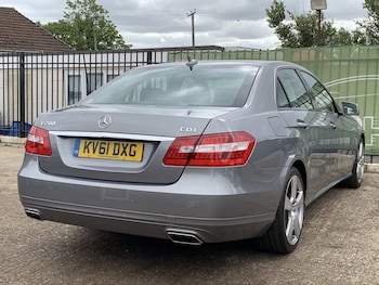 Used Mercedes-Benz E Class 2011 for sale - 79047675: Photo