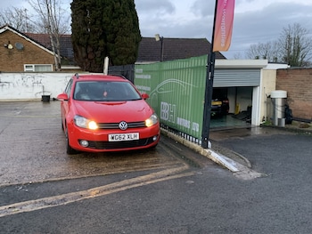 Used Volkswagen Golf 2013 for sale - 77420320: Photo