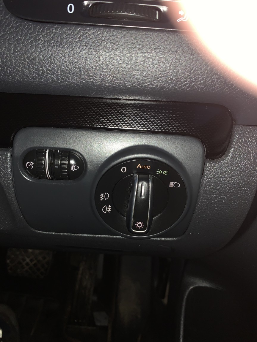 Used Volkswagen Golf 2013 for sale - 77420320: Photo 41