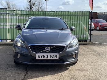 Used Volvo V40 2013 for sale - 78476858: Photo