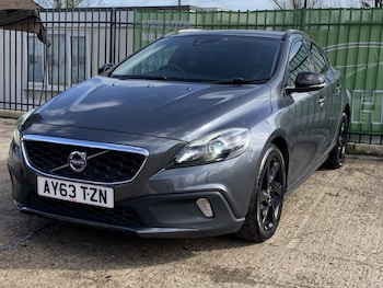 Used Volvo V40 2013 for sale - 78476858: Photo
