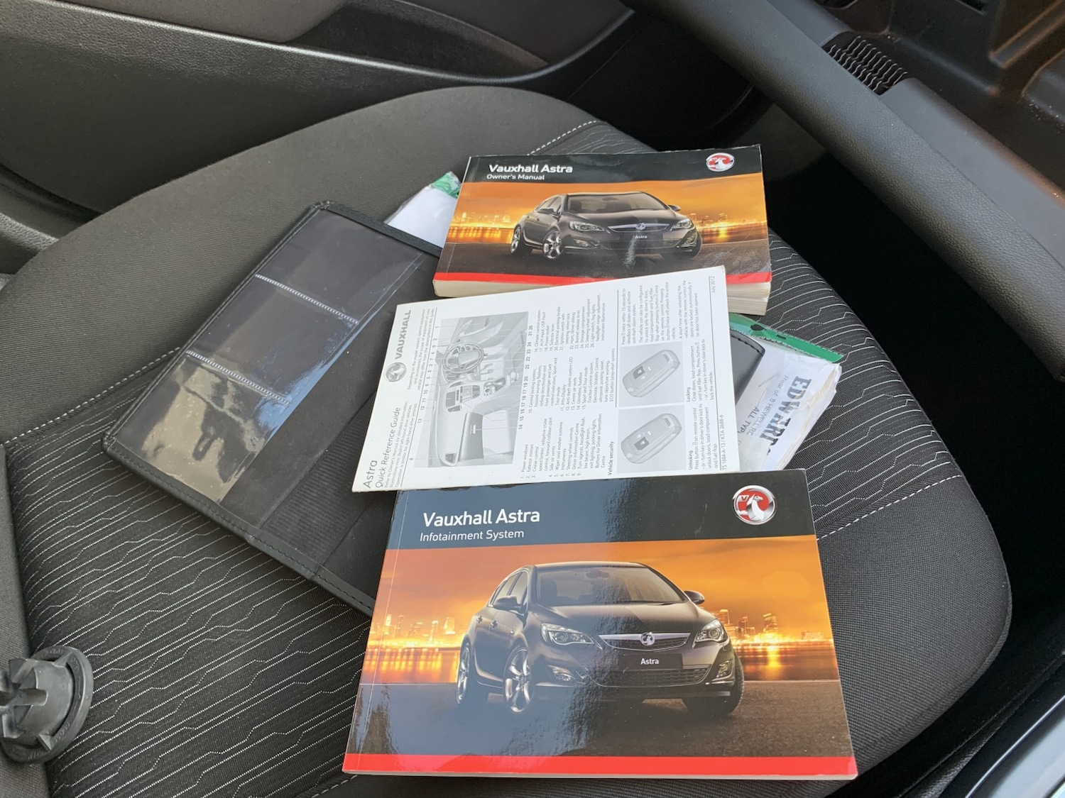 Used Vauxhall Astra 2012 for sale - 76397129: Photo 25