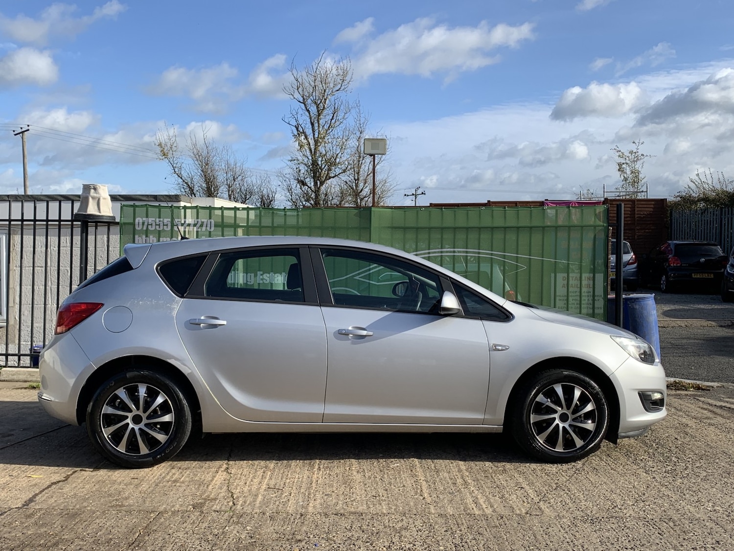 Used Vauxhall Astra 2012 for sale - 76397129: Photo 5