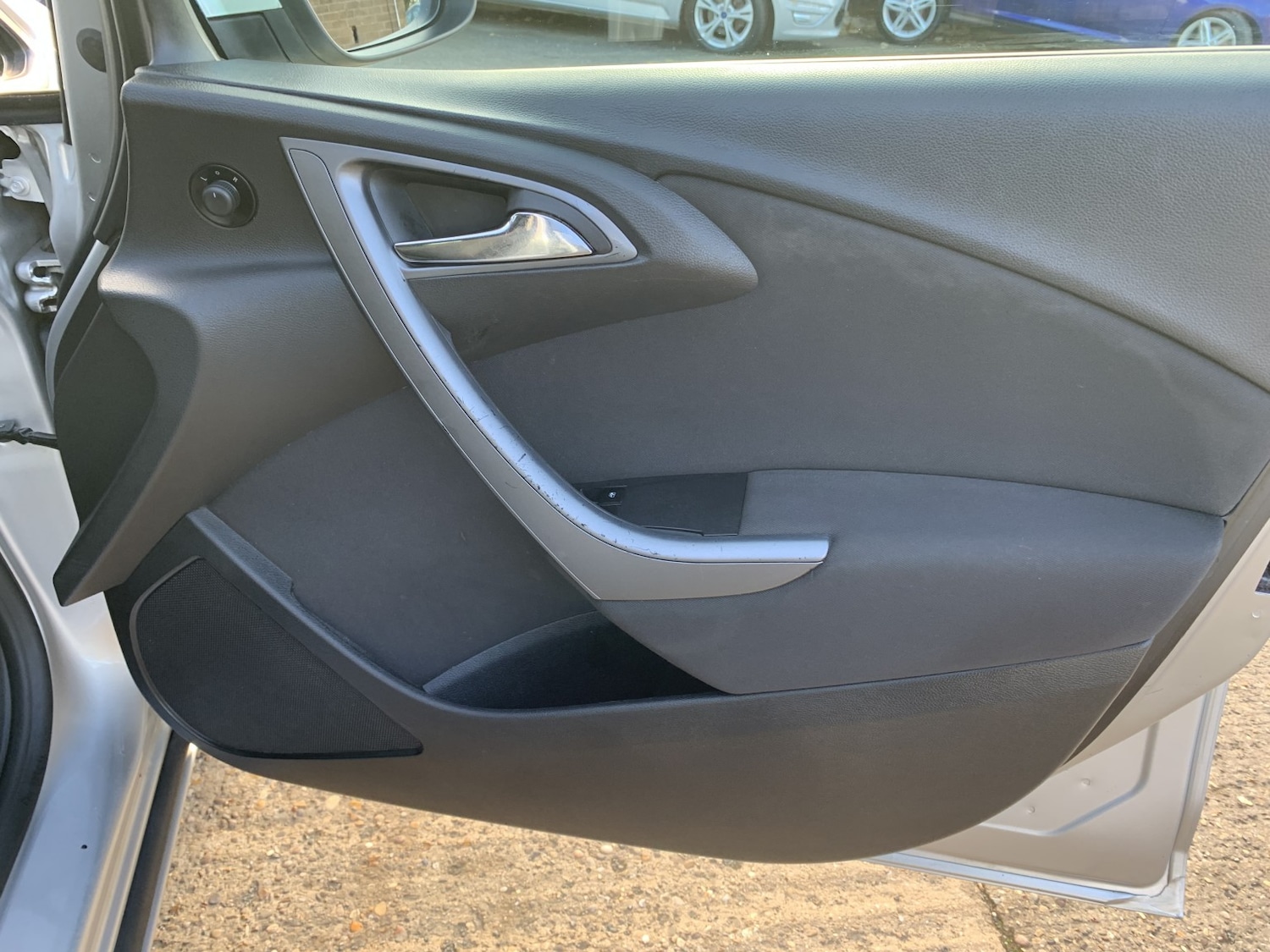 Used Vauxhall Astra 2012 for sale - 76397129: Photo 9