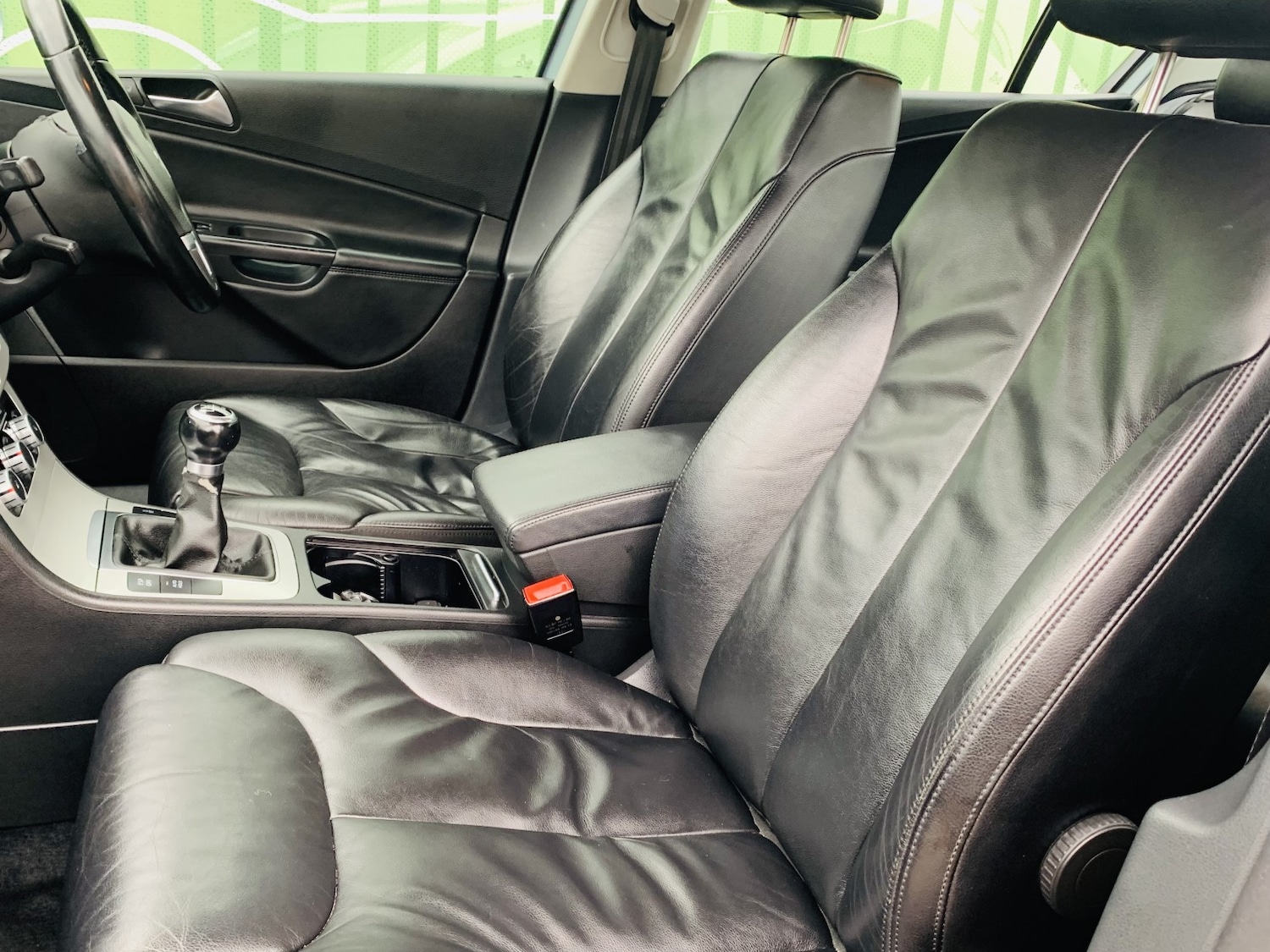 Used Volkswagen Passat 2010 for sale - 78098273: Photo 17