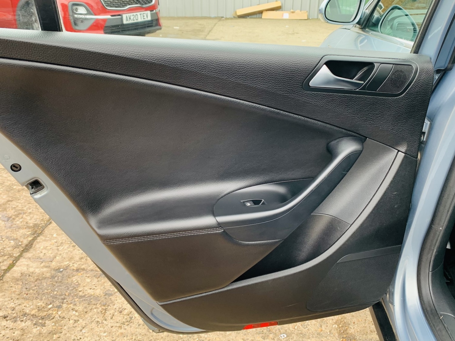 Used Volkswagen Passat 2010 for sale - 78098273: Photo 19