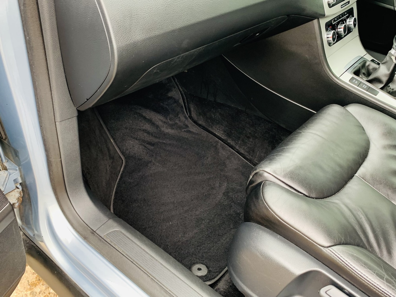 Used Volkswagen Passat 2010 for sale - 78098273: Photo 21