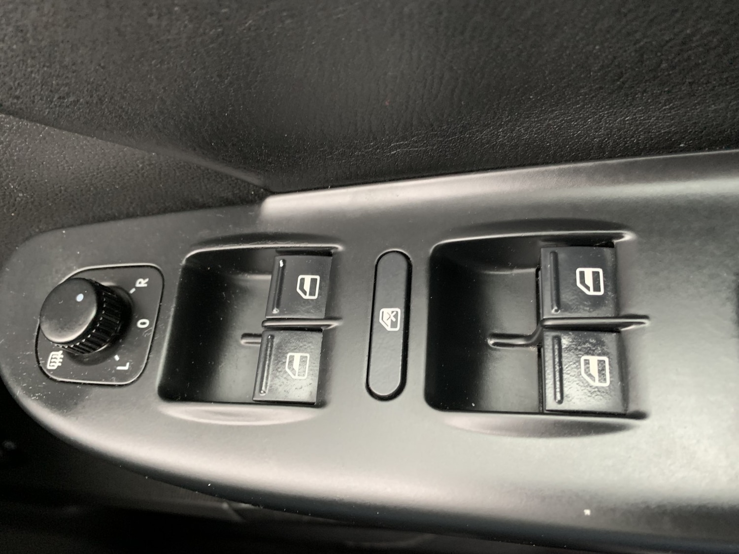 Used Volkswagen Passat 2010 for sale - 78098273: Photo 49