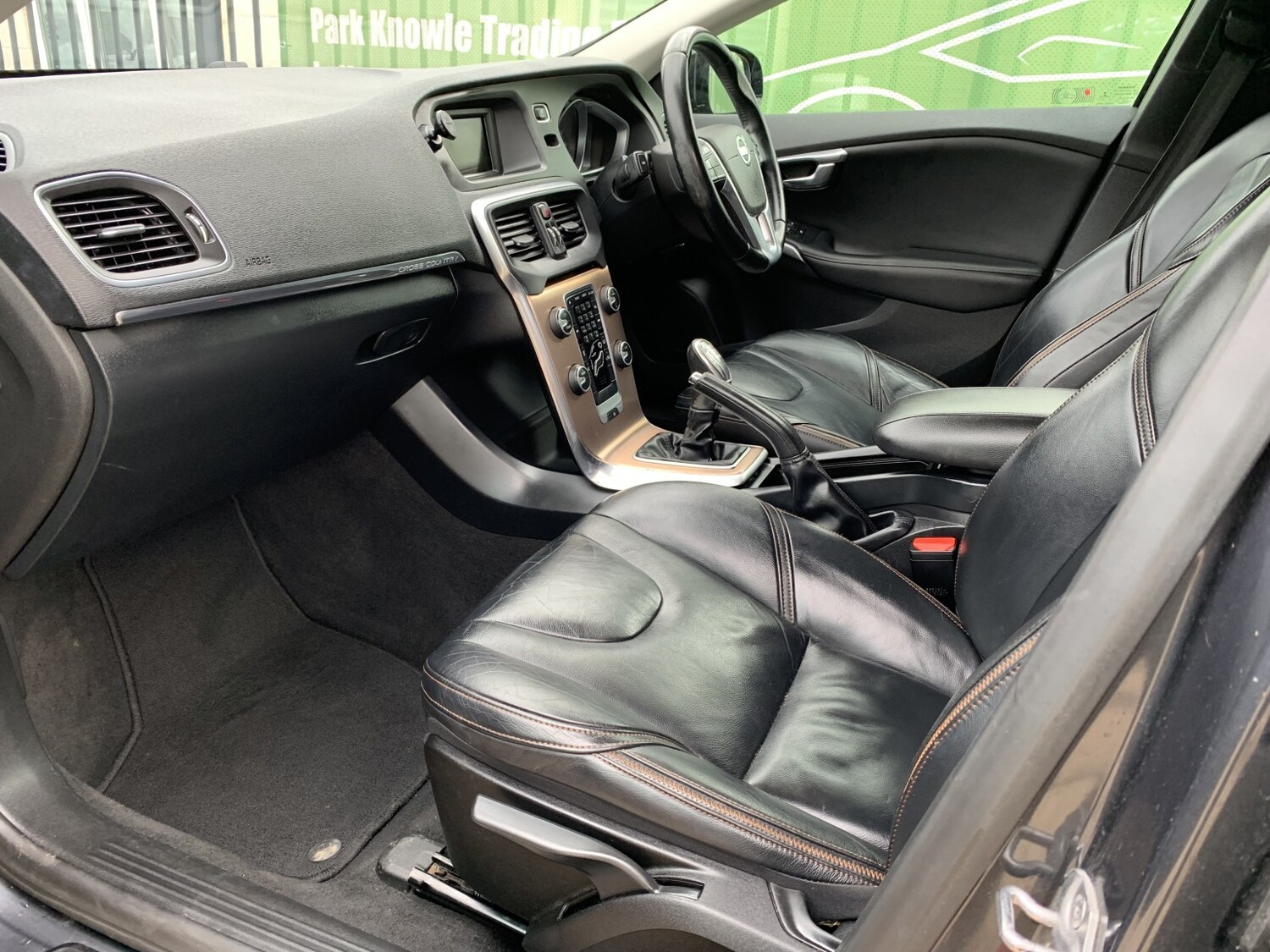 Used Volvo V40 2013 for sale - 77881050: Photo 19