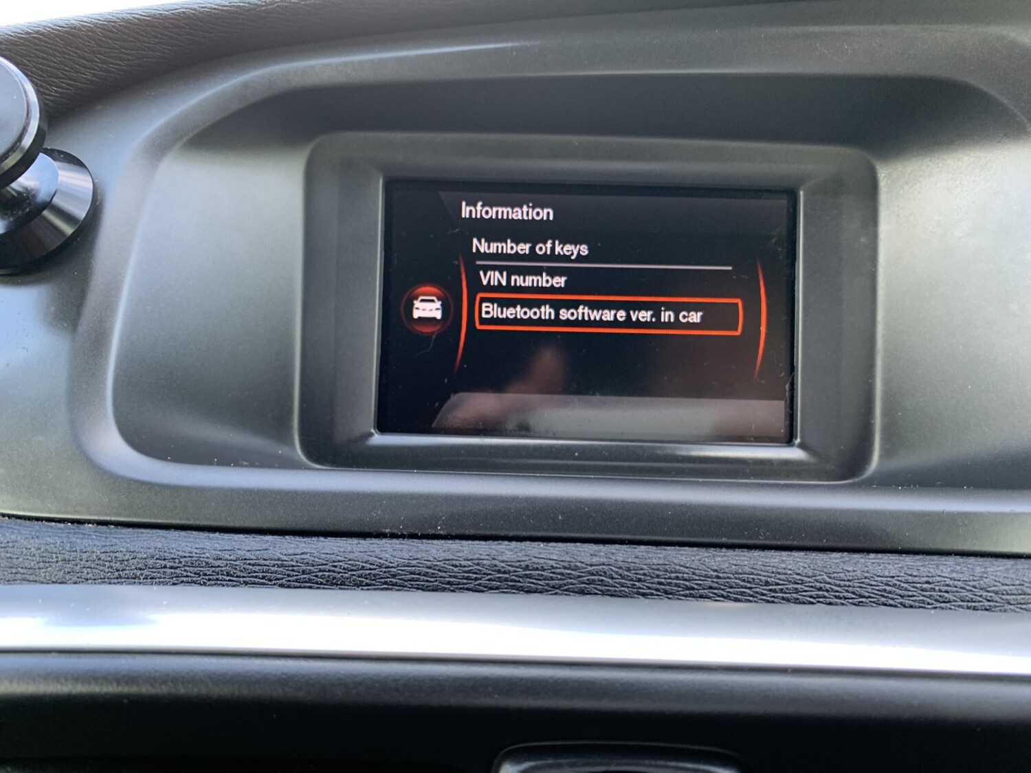 Used Volvo V40 2013 for sale - 77881050: Photo 29