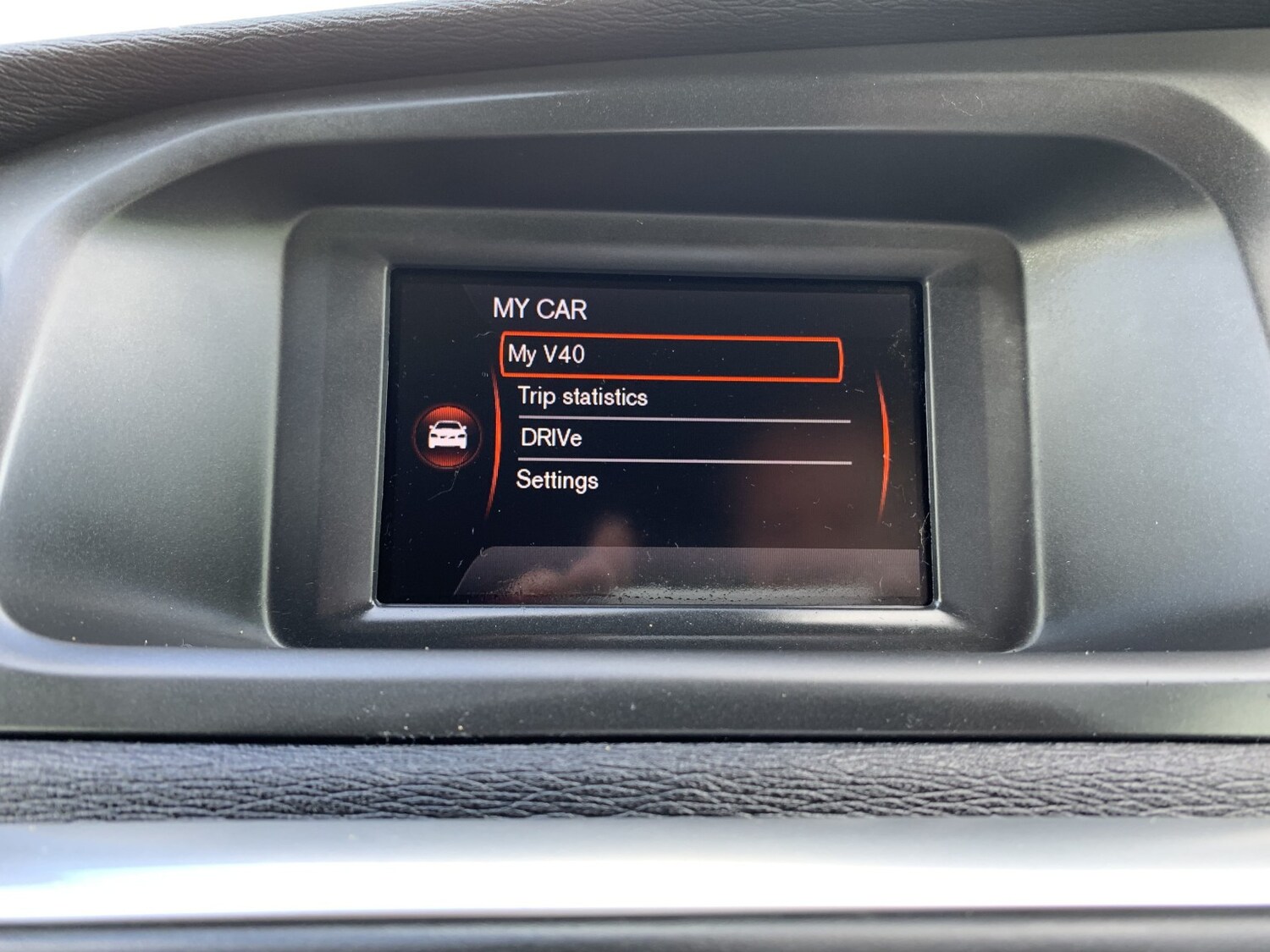 Used Volvo V40 2013 for sale - 77881050: Photo 32