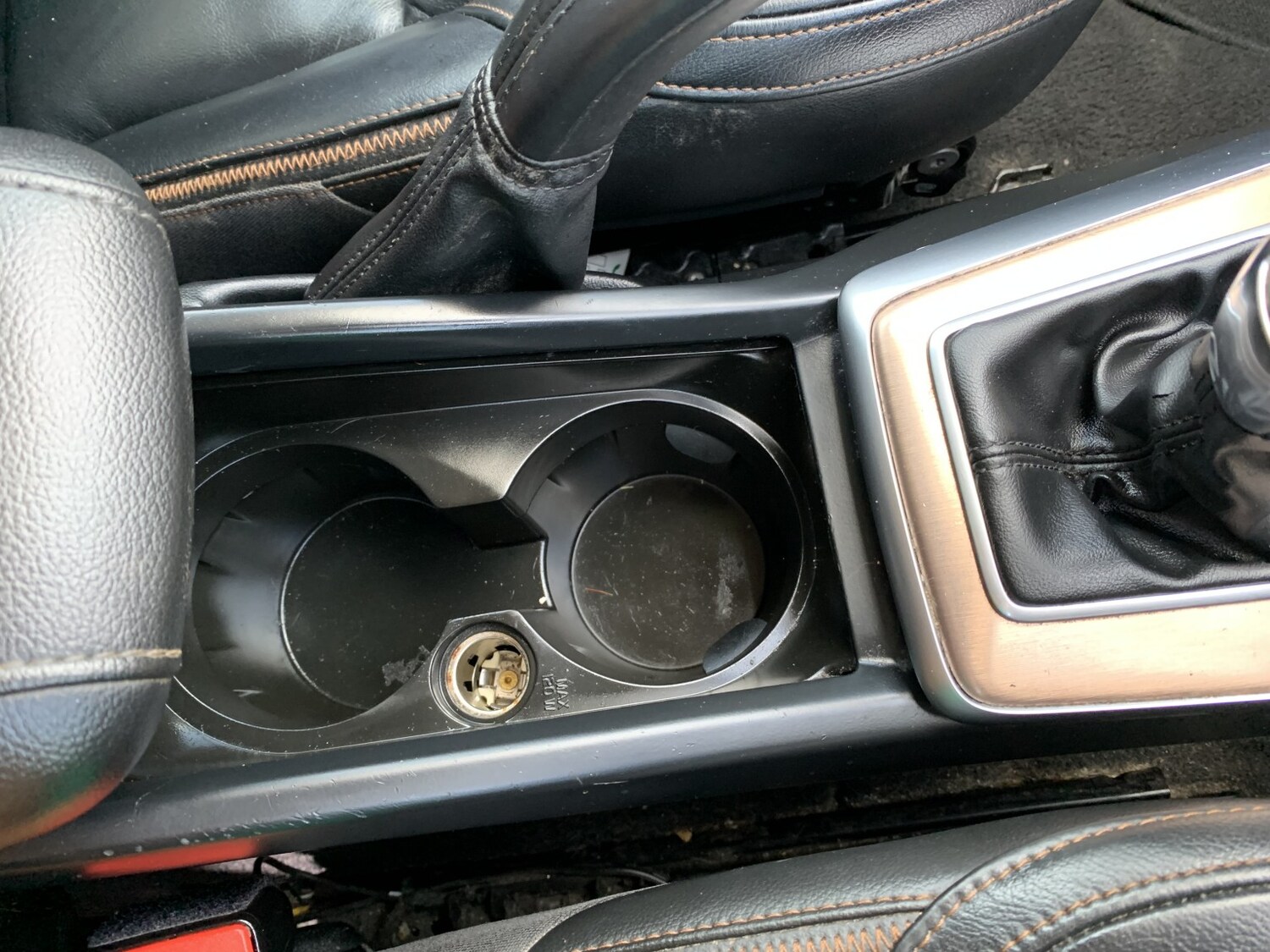 Used Volvo V40 2013 for sale - 77881050: Photo 37