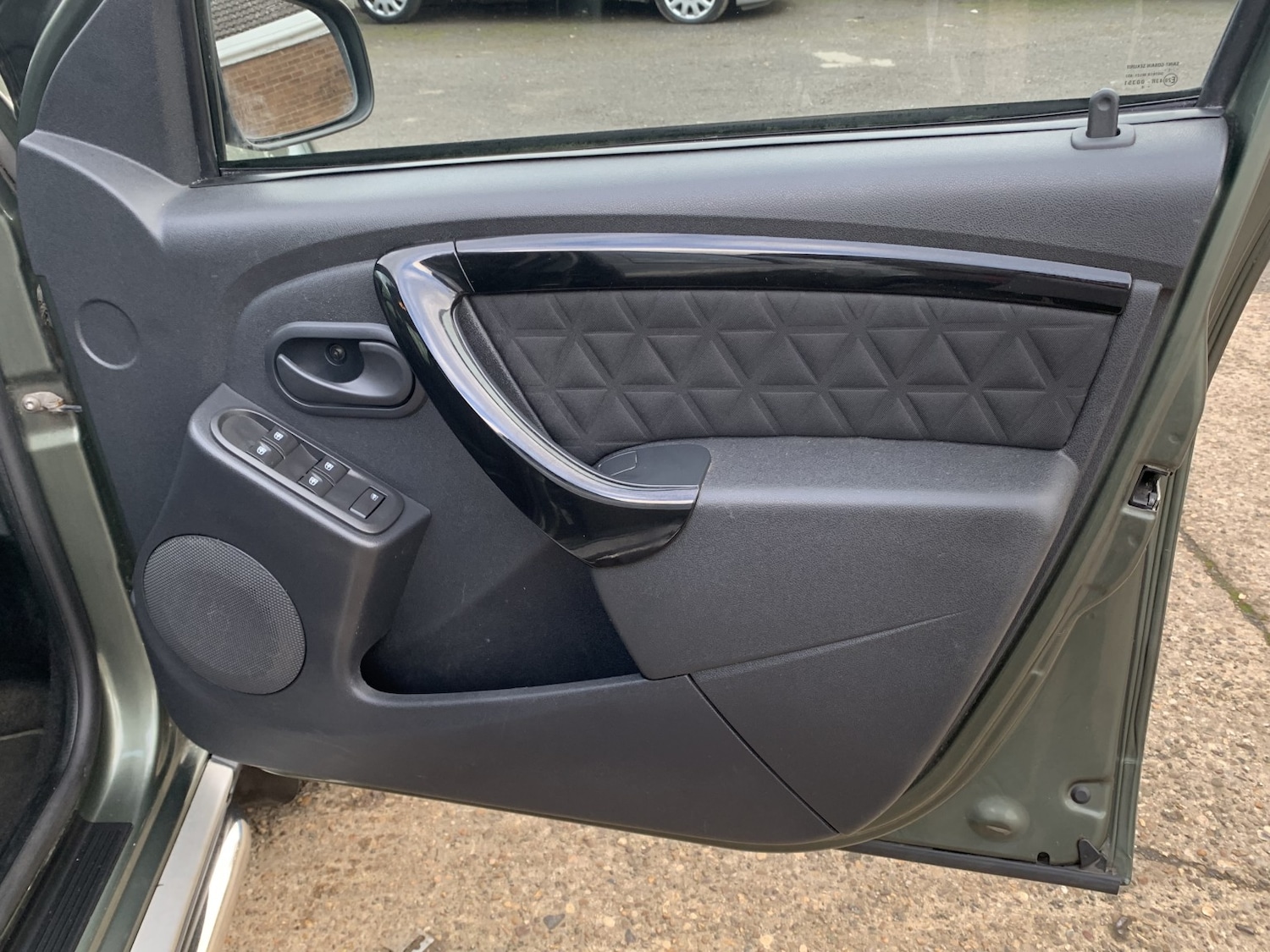 Used Dacia Duster 2014 for sale - 77709064: Photo 34