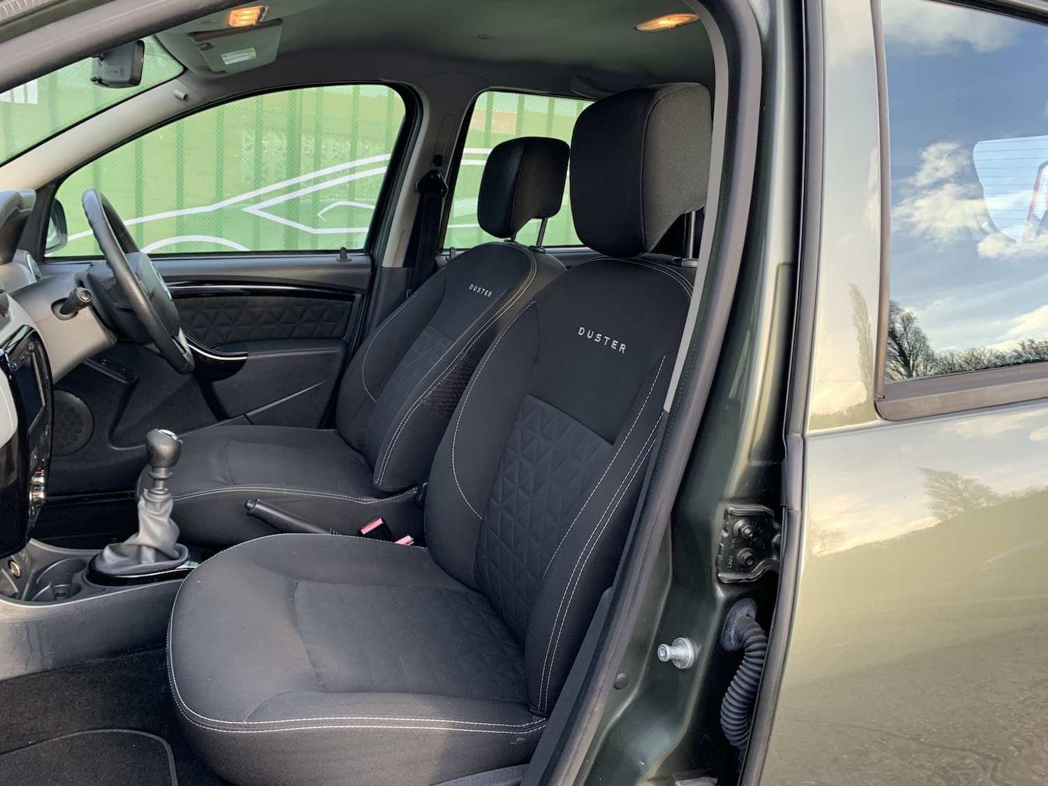 Used Dacia Duster 2014 for sale - 77709064: Photo 9