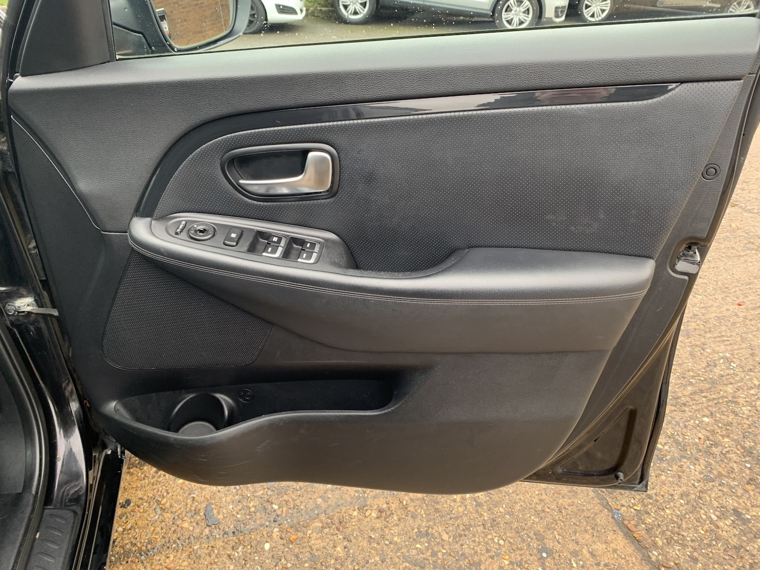 Used Kia Carens 2013 for sale - 77522114: Photo 26