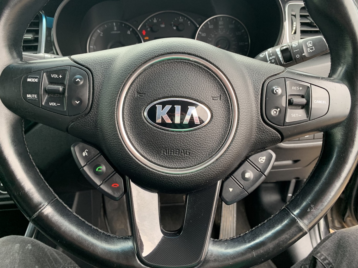 Used Kia Carens 2013 for sale - 77522114: Photo 33