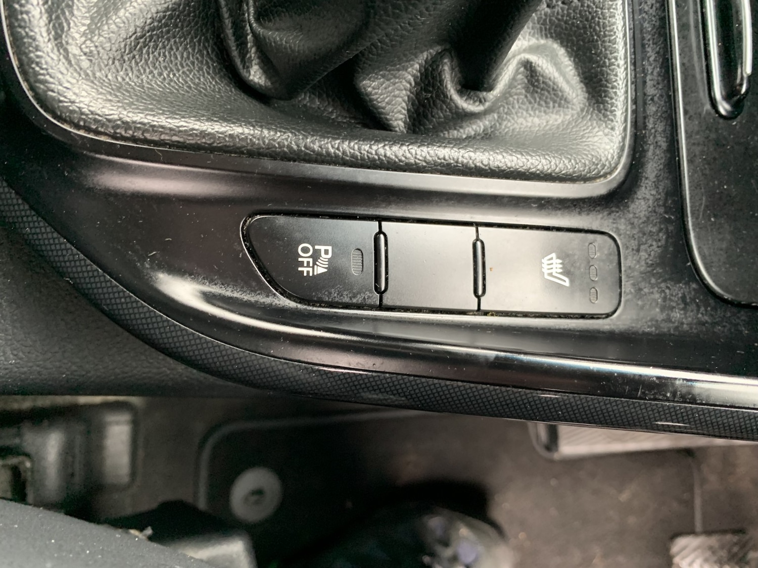 Used Kia Carens 2013 for sale - 77522114: Photo 37