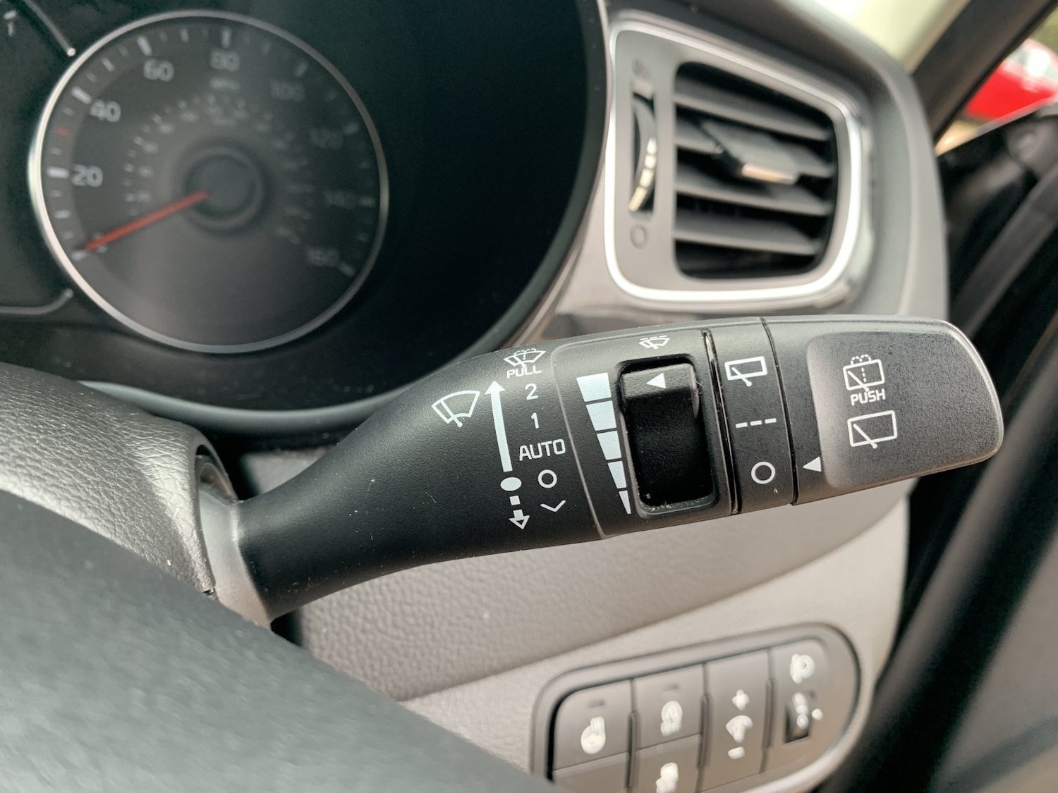 Used Kia Carens 2013 for sale - 77522114: Photo 41