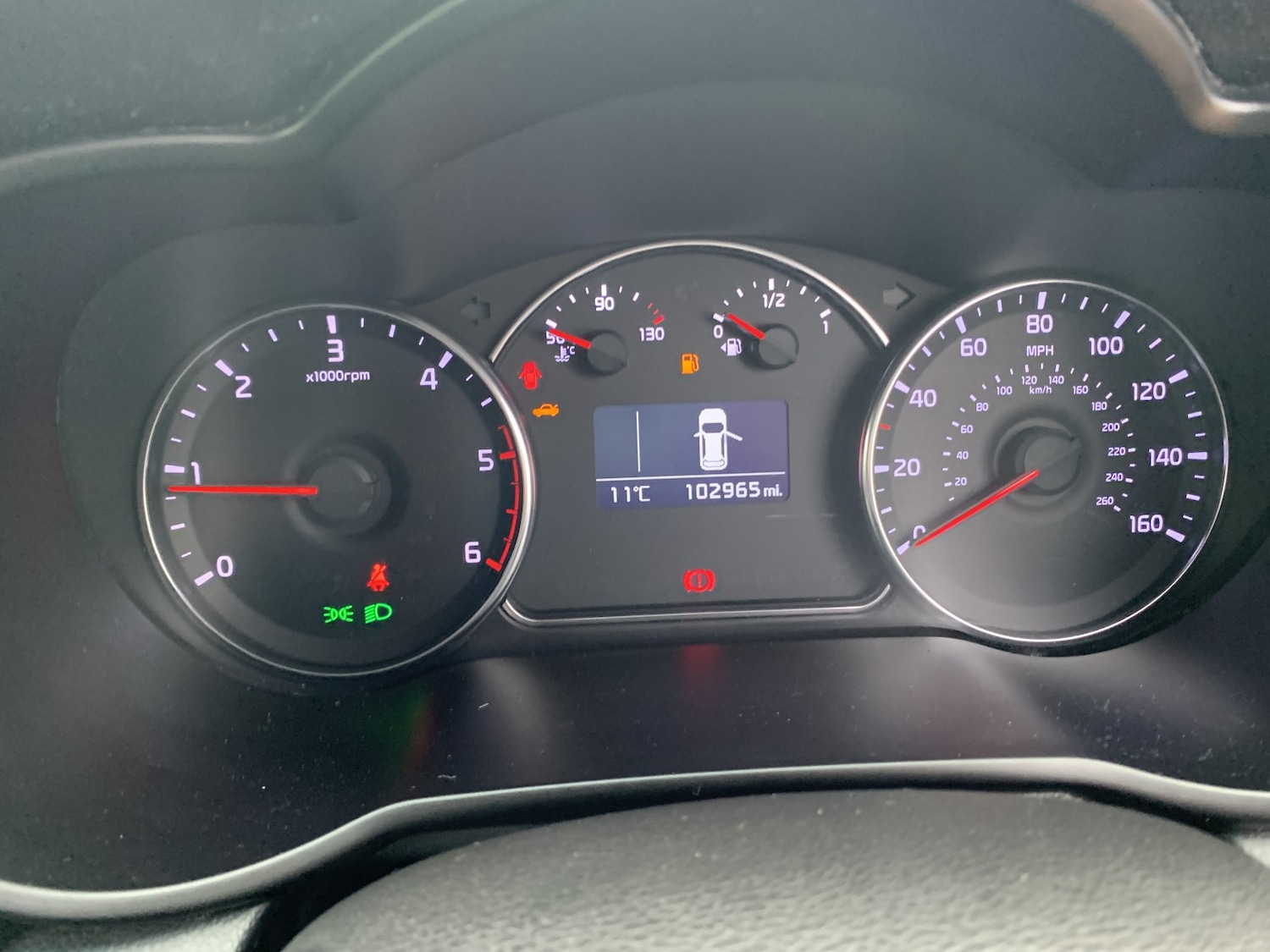 Used Kia Carens 2013 for sale - 77522114: Photo 45