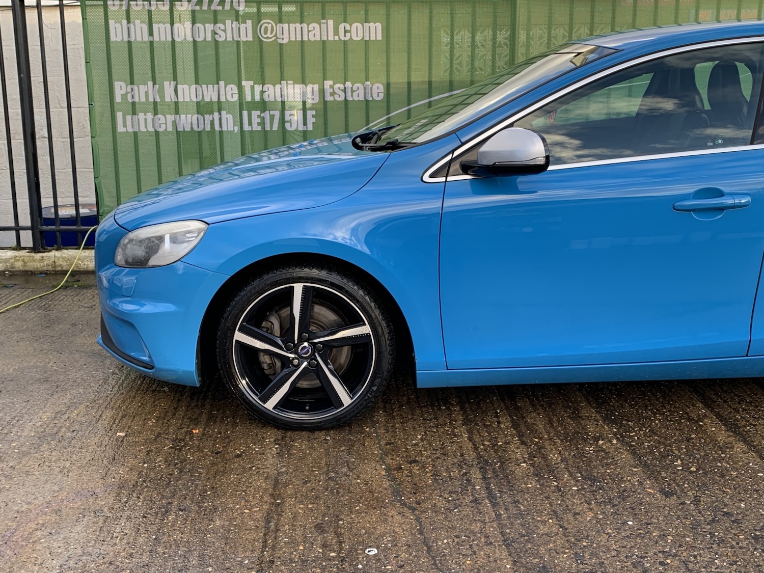 Used Volvo V40 2014 for sale - 77572853: Photo 10