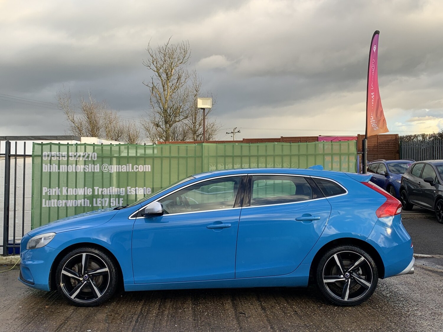 Used Volvo V40 2014 for sale - 77572853: Photo 11