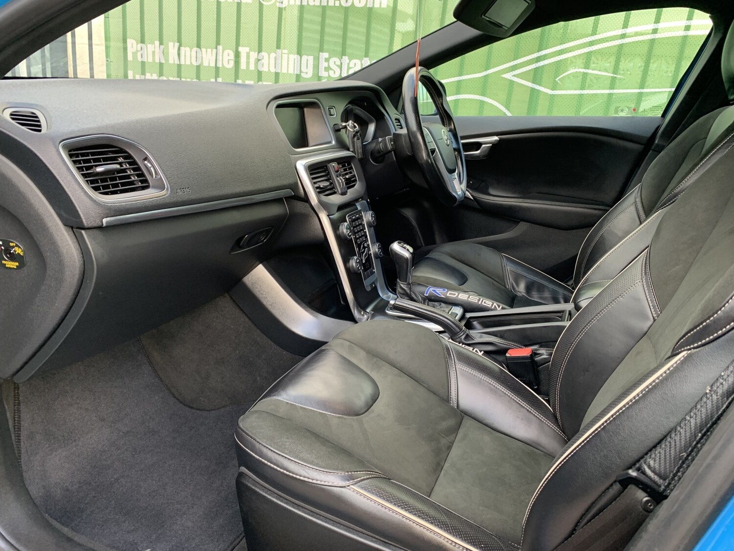 Used Volvo V40 2014 for sale - 77572853: Photo 18