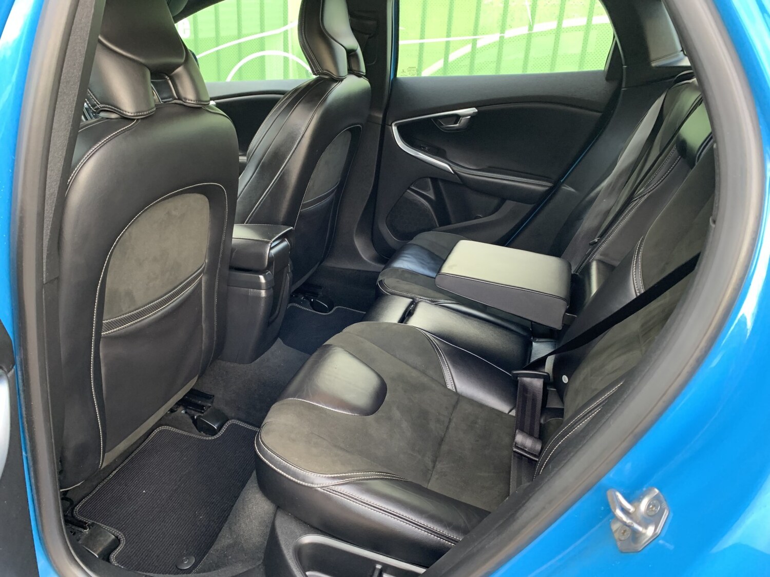 Used Volvo V40 2014 for sale - 77572853: Photo 23