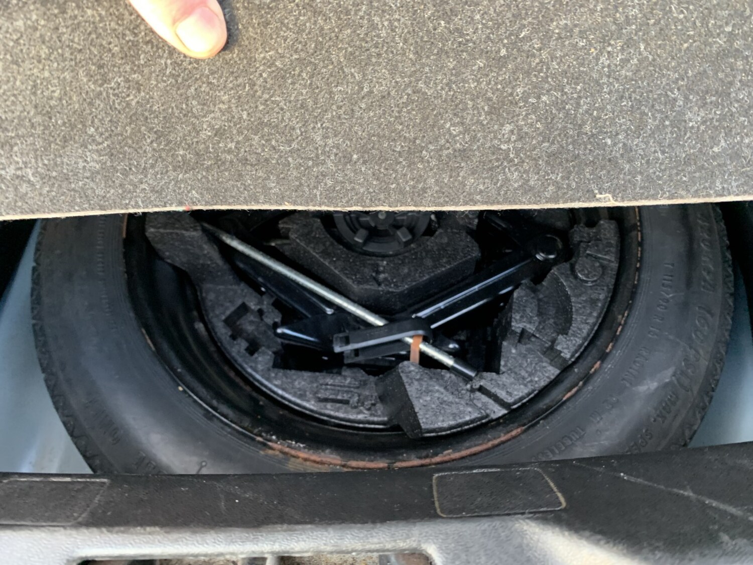 Used Volvo V40 2014 for sale - 77572853: Photo 26