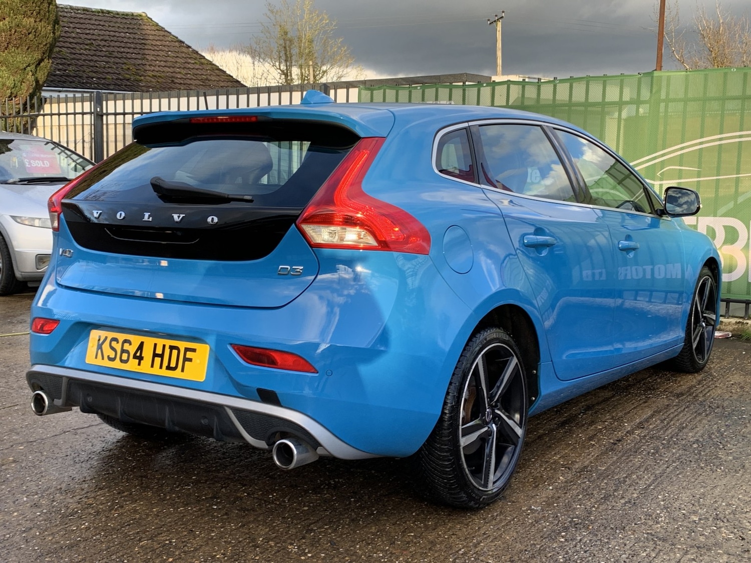 Used Volvo V40 2014 for sale - 77572853: Photo 4