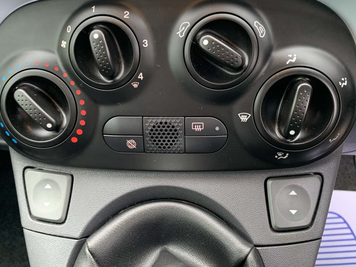 Used Fiat 500 2010 for sale - 77483712: Photo 22