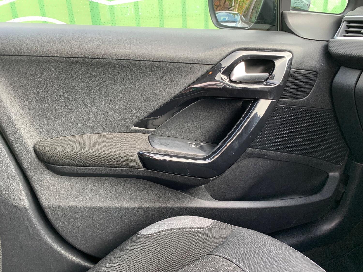 Used Peugeot 208 2016 for sale - 76436404: Photo 22