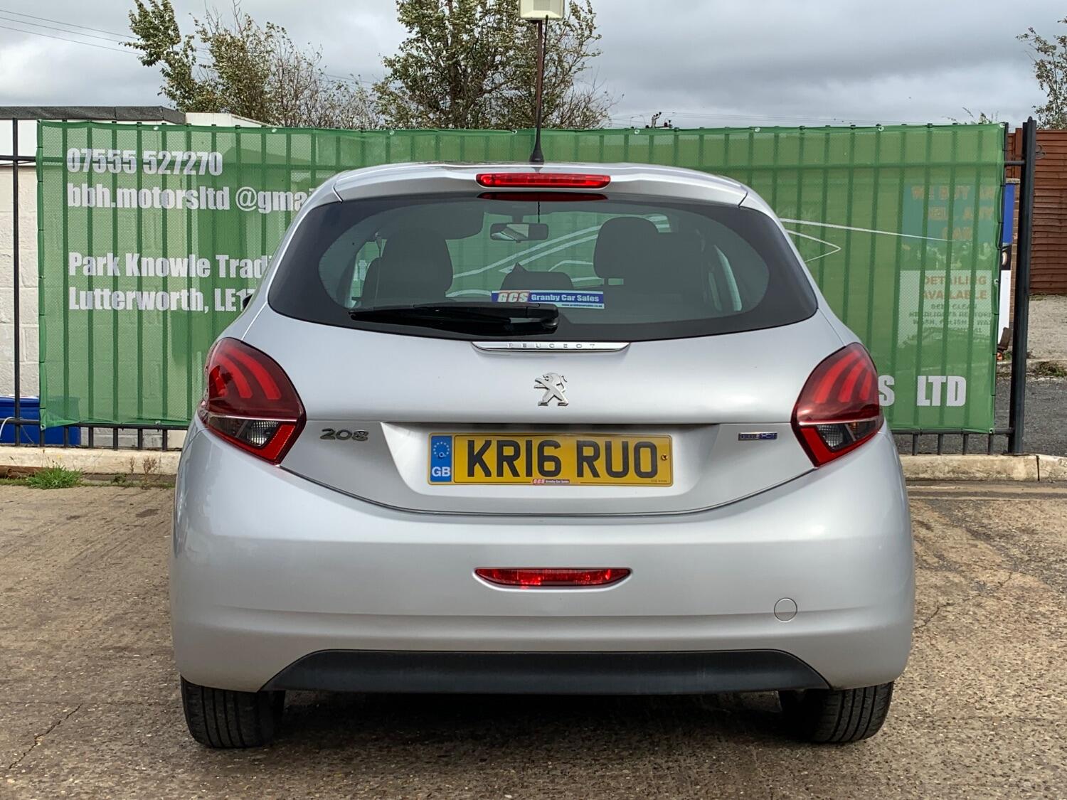 Used Peugeot 208 2016 for sale - 76436404: Photo 5