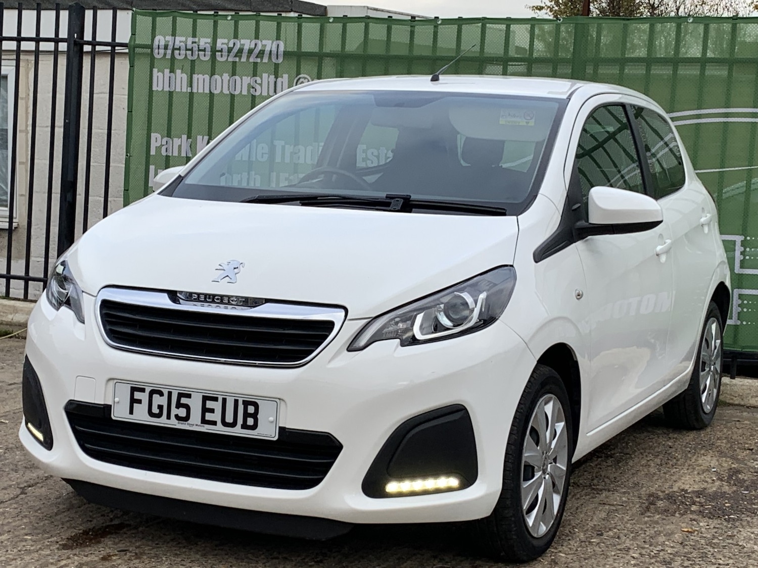 Used Peugeot 108 2015 for sale - 76911171: Photo 3
