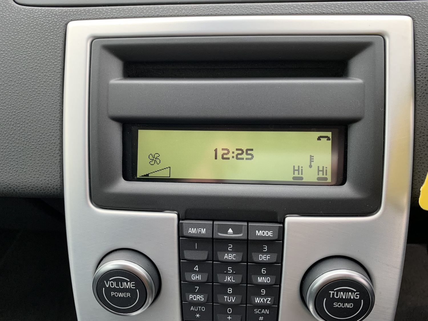 Used Volvo C30 2012 for sale - 77796908: Photo 22