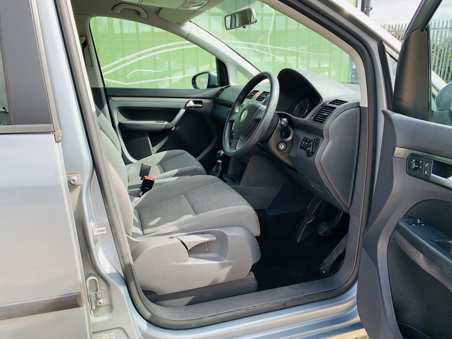 Used Volkswagen Touran 2009 for sale - 78135004: Photo 21