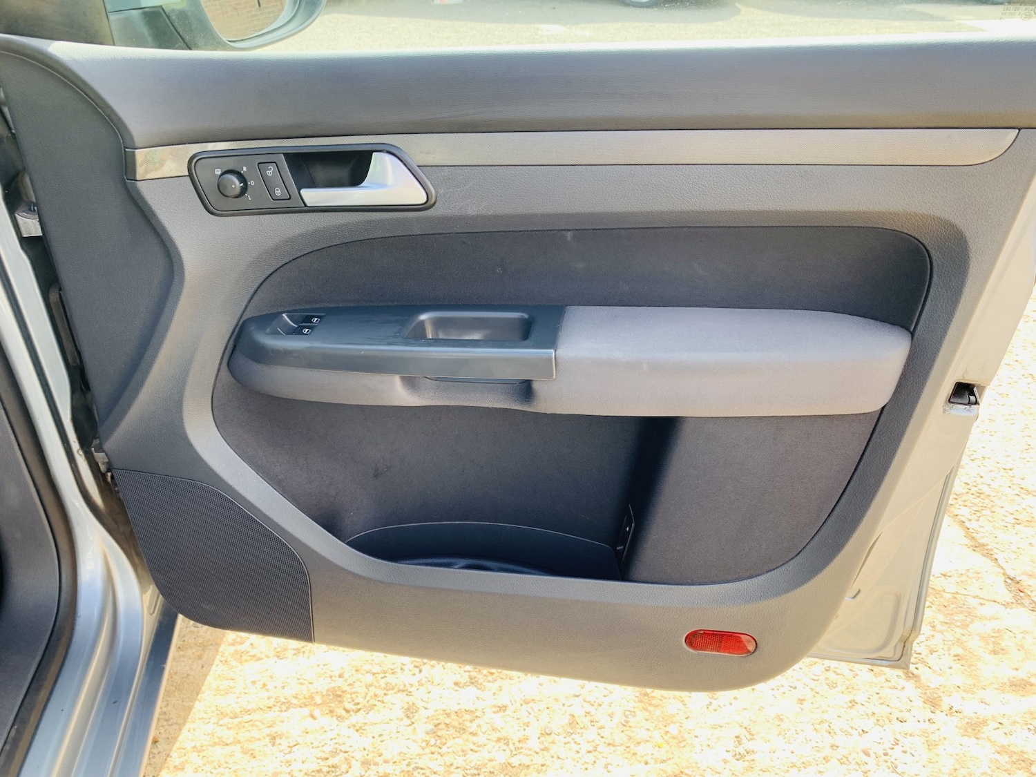 Used Volkswagen Touran 2009 for sale - 78135004: Photo 23