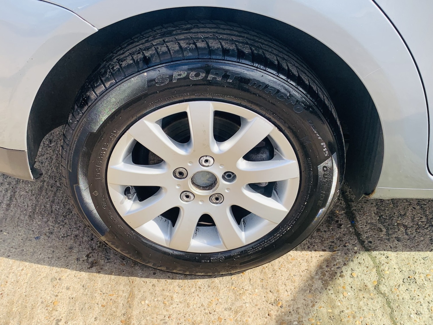 Used Volkswagen Touran 2009 for sale - 78135004: Photo 25