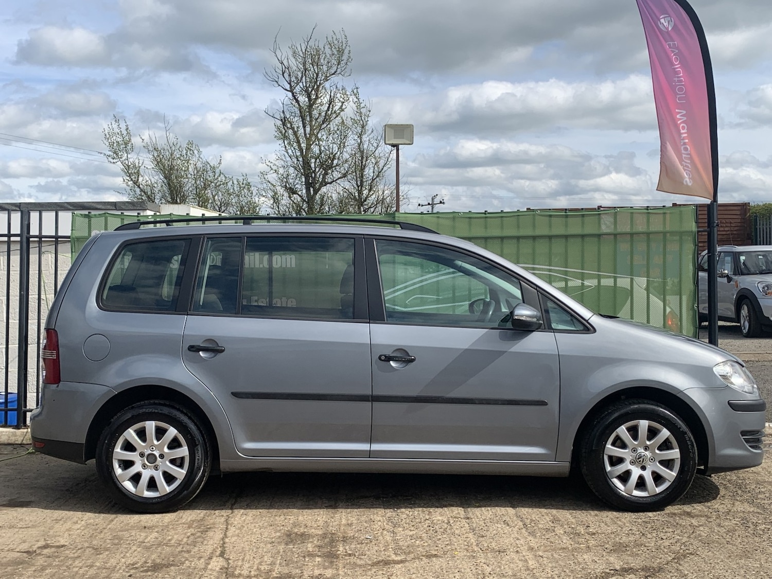 Used Volkswagen Touran 2009 for sale - 78135004: Photo 28