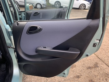 Used Honda Jazz 2003 for sale - 77639008: Photo