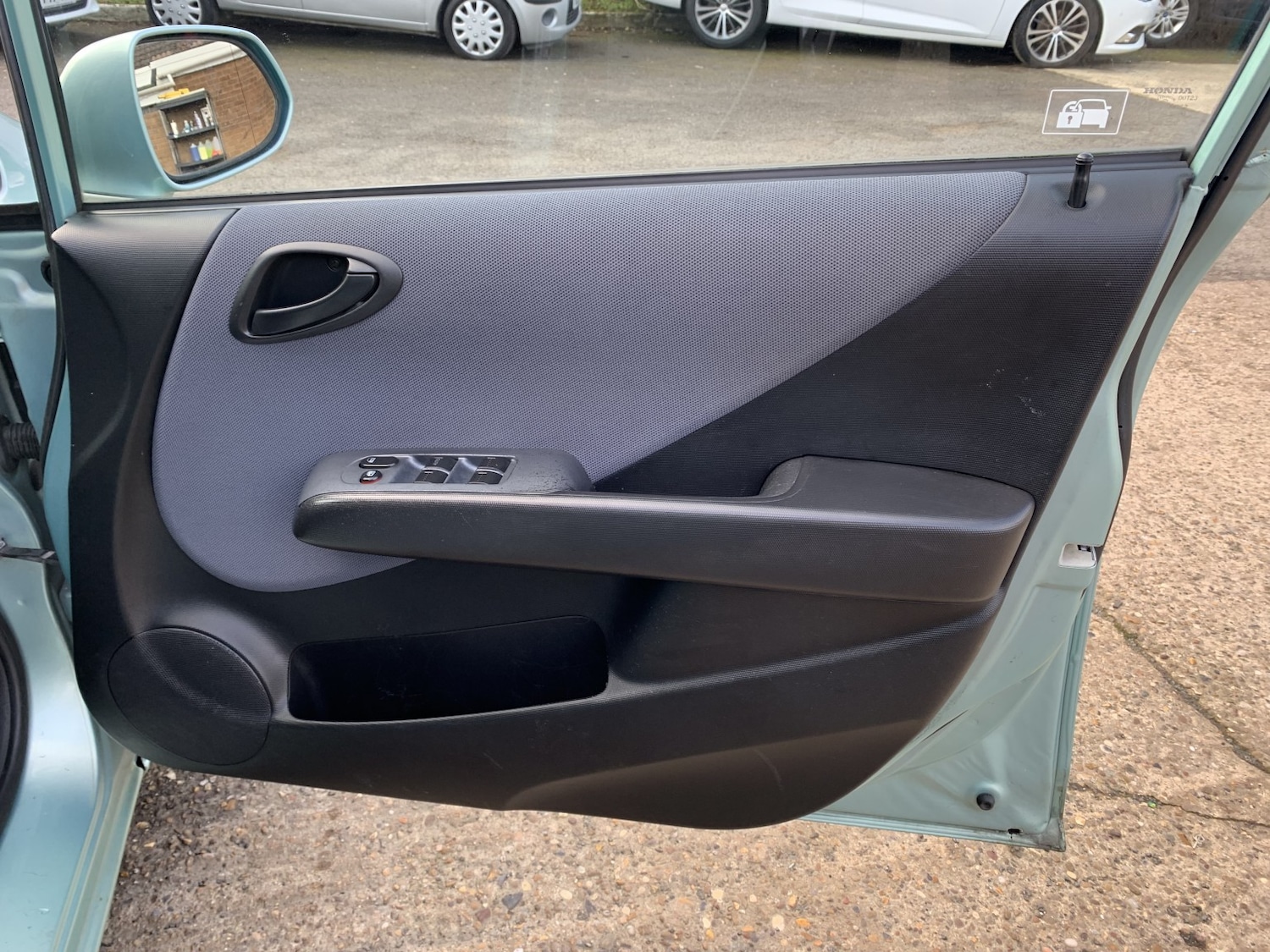 Used Honda Jazz 2003 for sale - 77639008: Photo 4