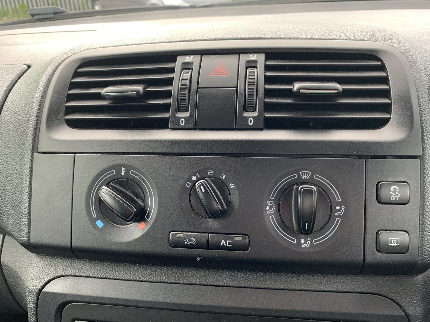 Used Skoda Roomster 2013 for sale - 77836958: Photo 13