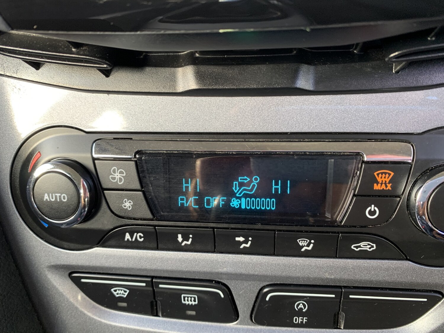 Used Ford Focus 2014 for sale - 77881136: Photo 29