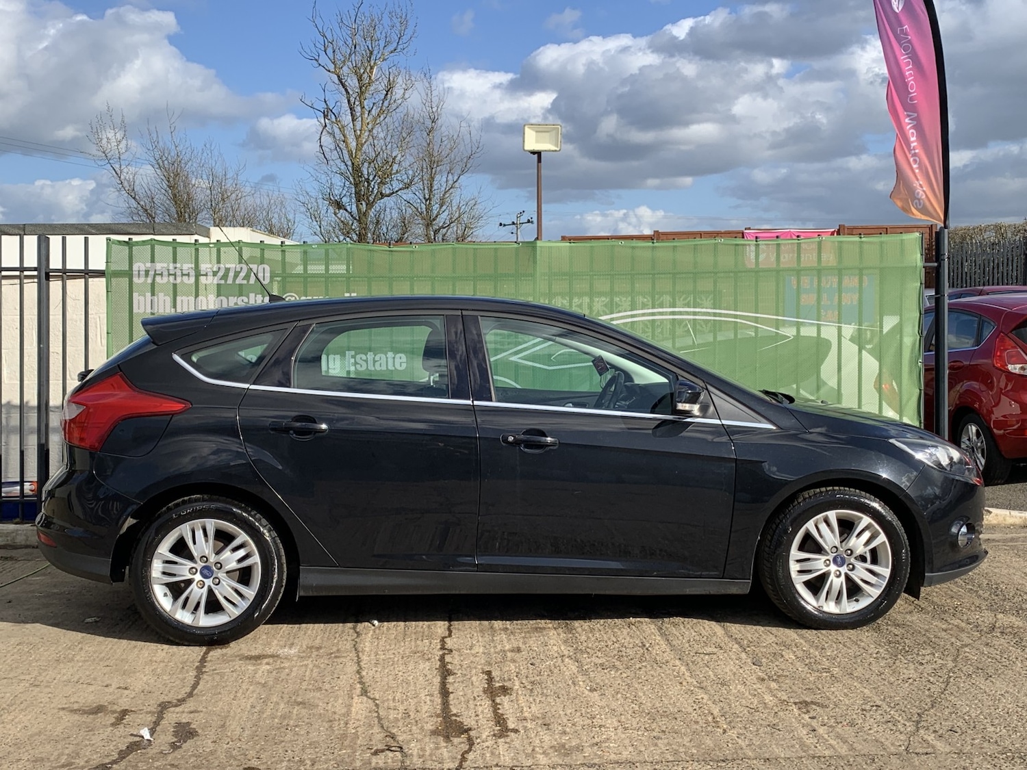 Used Ford Focus 2014 for sale - 77881136: Photo 4