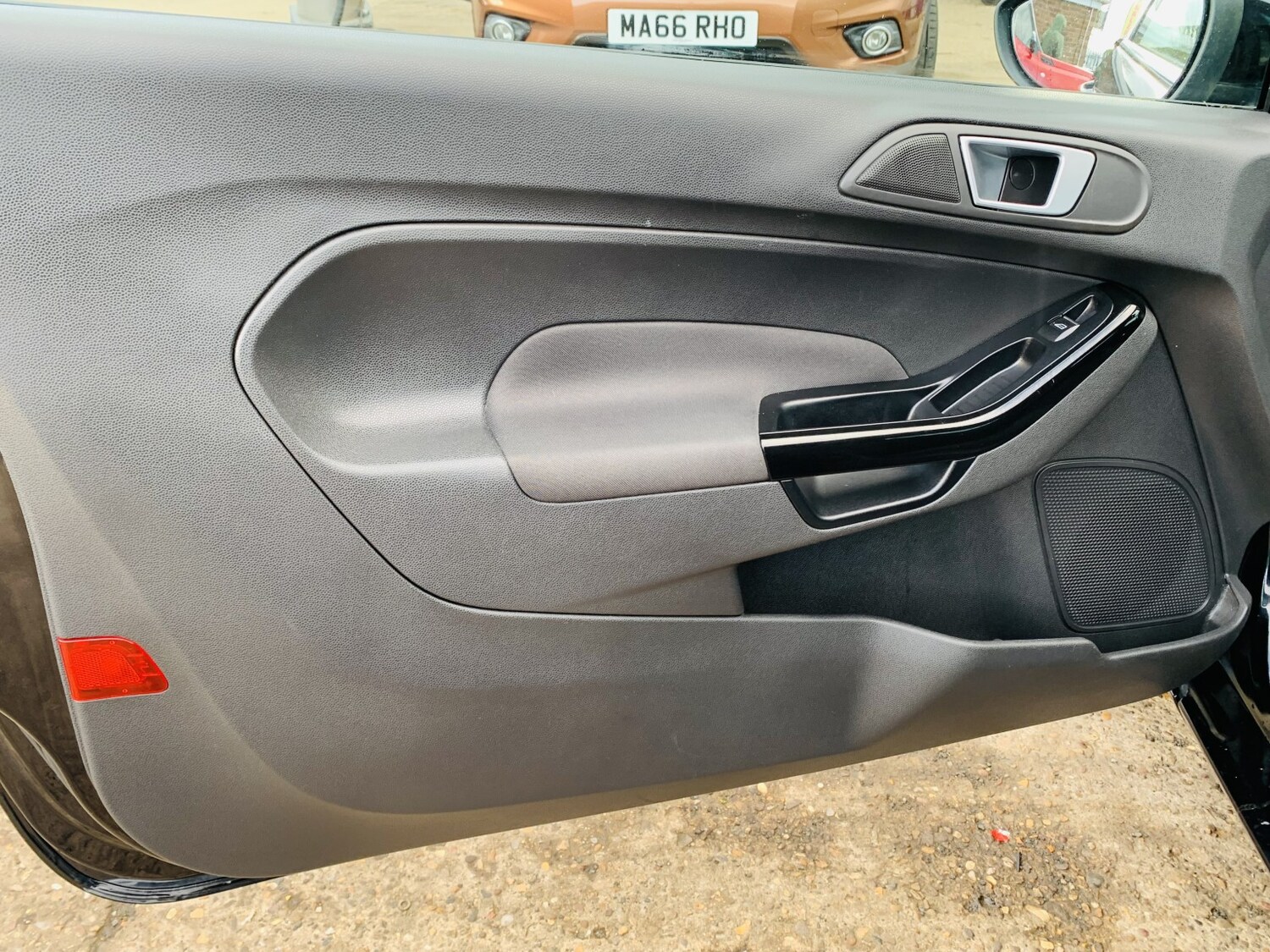 Used Ford Fiesta 2013 for sale - 78057081: Photo 13