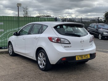 Used Mazda Mazda3 2011 for sale - 76252476: Photo