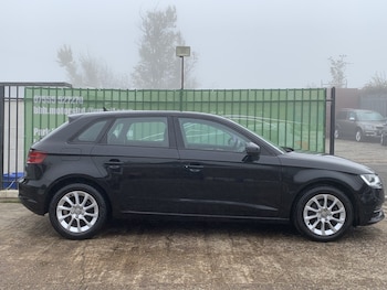 Used Audi A3 2014 for sale - 76252477: Photo